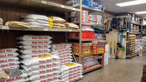 Animal Feed Store «Family Pet Food Center», reviews and photos, 1228 S Military Ave, Green Bay, WI 54304, USA