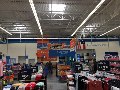 Department Store «Walmart», reviews and photos, 1151 Old US Hwy 90 E, Castroville, TX 78009, USA