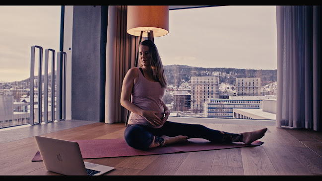 Rezensionen über MAMIMOVES | Online Schwangerschaftsyoga & Rückbildungsyoga in Zürich - Yoga-Studio