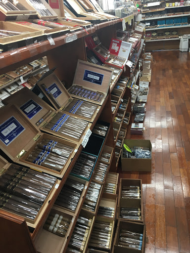 Tobacco Shop «Mr Tobacco Shop II», reviews and photos, 2031 Jericho Turnpike, East Northport, NY 11731, USA