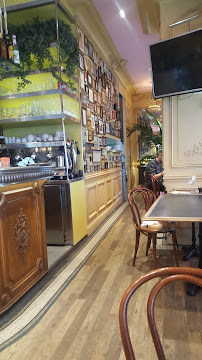 Atmosphère du Restaurant Le Bistro à Paris - n°4