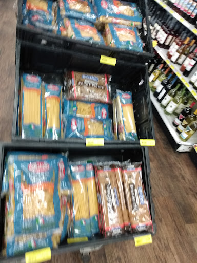 Grocery Store «The Hometown Market», reviews and photos, 401 Plaza Dr, Eustis, FL 32726, USA