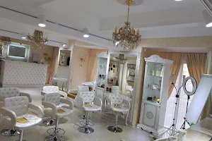 Ludmila Bordianu Beauty Academy image