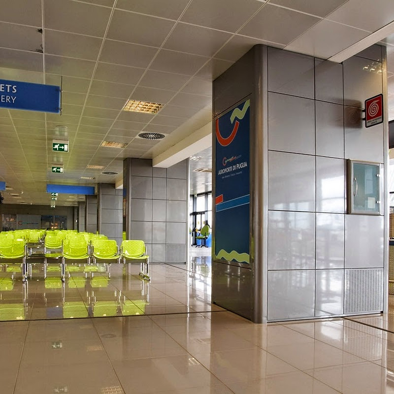 Salento Airport