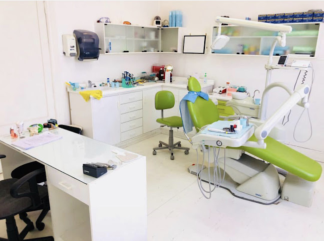 Clinica Dental Odonto Austral - Dentista
