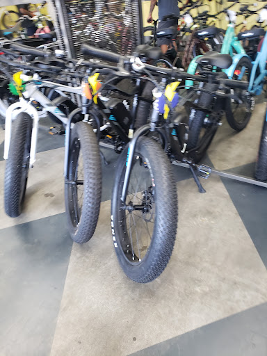 Bicycle Store «Papa Wheelie Bicycles», reviews and photos, 6949 Chapman Ave, Garden Grove, CA 92845, USA