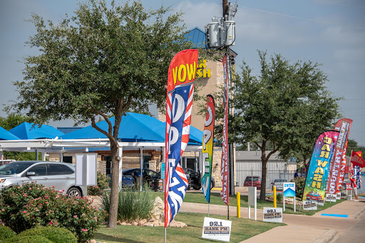 Brightworks Car Wash en Granbury