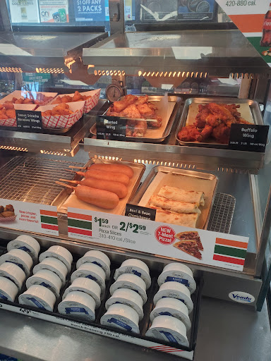 Convenience Store «7-Eleven», reviews and photos, 100 Clarendon Rd, Pacifica, CA 94044, USA