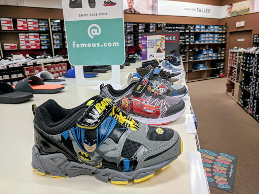 Shoe Store «Famous Footwear», reviews and photos, 14180 E Ellsworth Ave, Aurora, CO 80012, USA