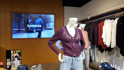 Clothing Store «Express», reviews and photos, 620 N Park Center, Dallas, TX 75225, USA