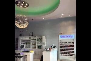 Herbal Nails & Spa in South Chandler image