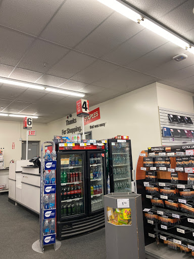 Office Supply Store «Staples», reviews and photos, 24-41 31st St, Astoria, NY 11102, USA