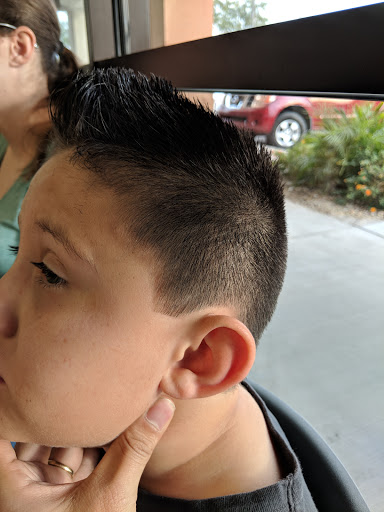 Hair Salon «Great Clips», reviews and photos, 8877 N 107th Ave #305, Peoria, AZ 85345, USA