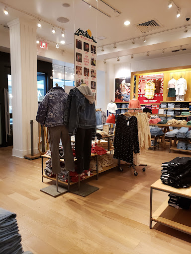 Clothing Store «Express», reviews and photos, 451 E Altamonte Dr, Altamonte Springs, FL 32701, USA