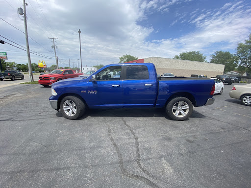 Yes Auto Sales, 853 Washington Ave, Holland, MI 49423, USA, 