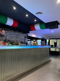 Atmosphère du Restaurant italien Pizzeria César à Versailles - n°18