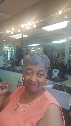Beauty Salon «The Shampoo Bowl Hair and Nail Salon», reviews and photos, 19630 W Seven Mile Rd, Detroit, MI 48219, USA