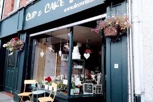 Cup & Cake image