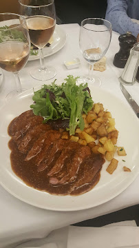 Sauce aux champignons du Restaurant français Le Caveau 30 à Cannes - n°8