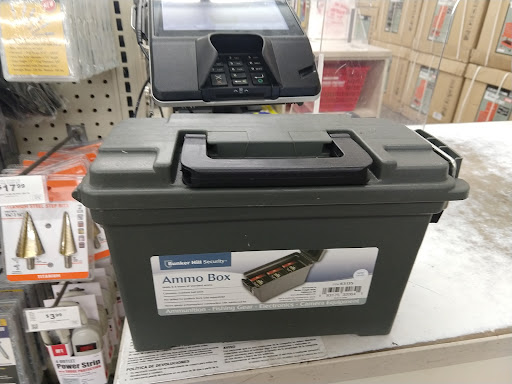 Hardware Store «Harbor Freight Tools», reviews and photos, 6020 Lankershim Blvd, North Hollywood, CA 91606, USA