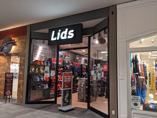 Lids, 2825 S Glenstone Ave, Springfield, MO 65804, USA, 
