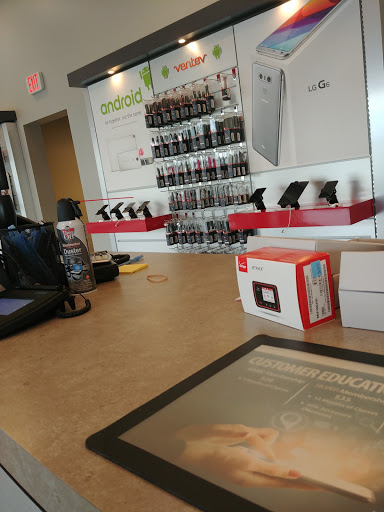 Cell Phone Store «Verizon Authorized Retailer – Cellular Sales», reviews and photos, 214 West Ave, Albion, NY 14411, USA