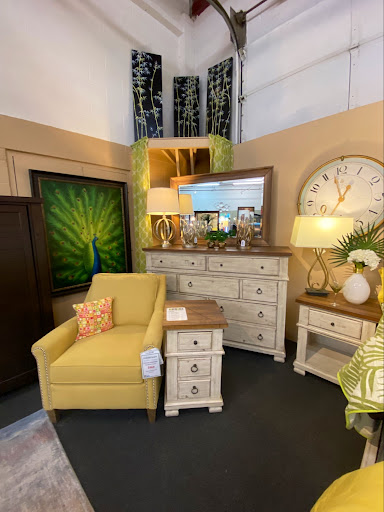 Furniture Store «Showman Furniture», reviews and photos, 2431 Crofton Ln, Crofton, MD 21114, USA