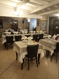 Atmosphère du Restaurant français Auberge de la Gimone-Restaurant français à Beaumont-de-Lomagne - n°16