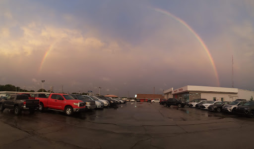 Toyota Dealer «Quality Toyota», reviews and photos, 2101 W Main St, Independence, KS 67301, USA