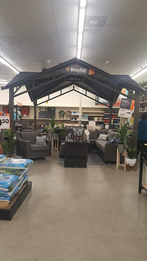 Discount Store «Big Lots», reviews and photos, 2882 Tamiami Trail E, Naples, FL 34112, USA