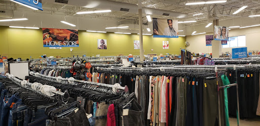 Thrift Store «Goodwill Store & Donation Center», reviews and photos, 1020 N Rohlwing Rd, Addison, IL 60101, USA