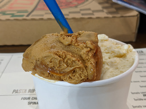 Shopping Mall «Arena Shops», reviews and photos, 14750 Biscayne Blvd, North Miami, FL 33181, USA