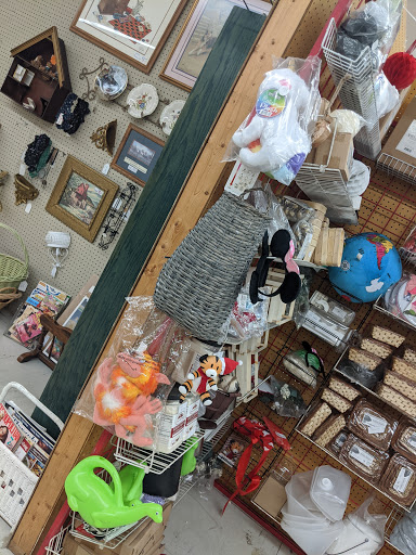 Flea Market «Vendors Mall of Corbin», reviews and photos, 1308 London Hwy, Corbin, KY 40701, USA