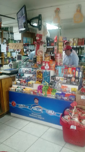 Opiniones de Supermercado y Botillería "Aleuanlli" en Río Negro - Supermercado