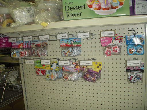 Bakery «Cake Castle Bakery & Supplies», reviews and photos, 7630 Fair Oaks Blvd, Carmichael, CA 95608, USA