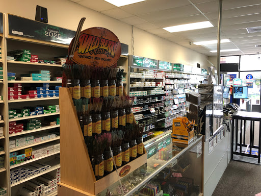 Tobacco Shop «Tobacco Road Outlet #23 - Tobacco and Vapor», reviews and photos, 1735 Reed Rd NE # 3, Leland, NC 28451, USA