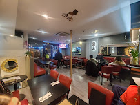 Atmosphère du Restaurant péruvien Asu Mare à Paris - n°1