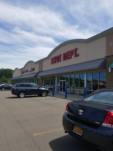 Shoe Store «Shoe Dept.», reviews and photos, 822 Bennie Rd, Cortland, NY 13045, USA