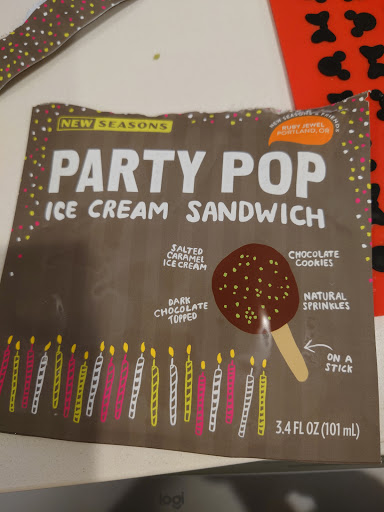 Grocery Store «New Seasons Market Mountain Park», reviews and photos, 3 Monroe Pkwy, Lake Oswego, OR 97035, USA