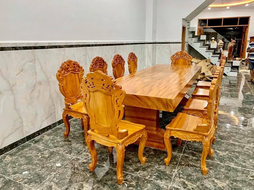 Cửa hàng đồ gỗ nội thất Thịnh Phát