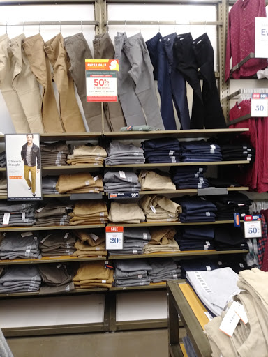 Clothing Store «Old Navy», reviews and photos, 106 Laurel Mall Dr #3, Hazleton, PA 18202, USA