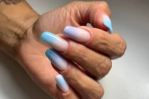 Lylly Nails Academy image