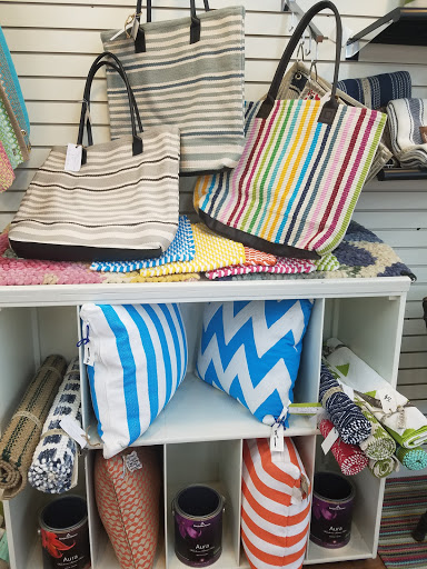 Paint Store «Columbia Paint & Wallcover», reviews and photos, 1114 Carmack Blvd, Columbia, TN 38401, USA