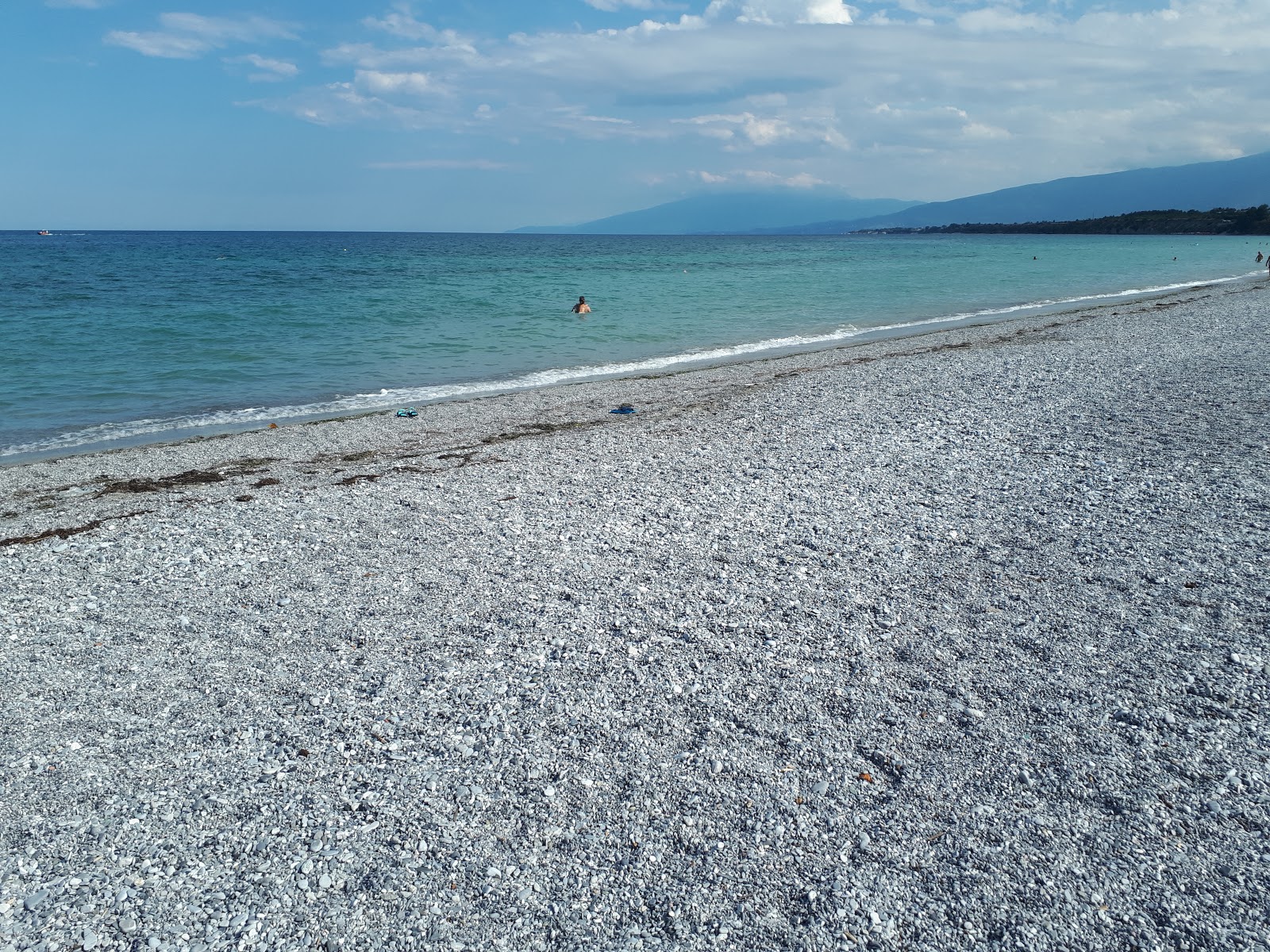 Photo de Gritsa beach avec un niveau de propreté de assez propre
