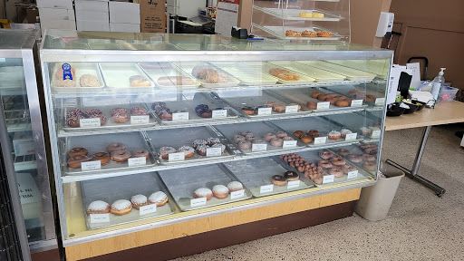 Donuts Pies & More, 6107 54th Ave N, Kenneth City, FL 33709, USA, 