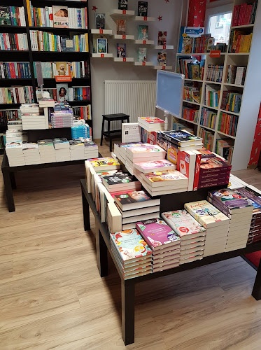 Álomgyár Könyvesbolt - Szekszárd - Könyvesbolt