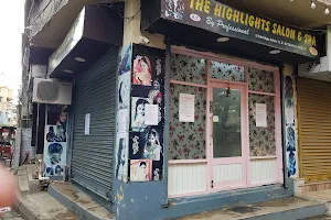 The Highlights Salon (Only for Ladies) image