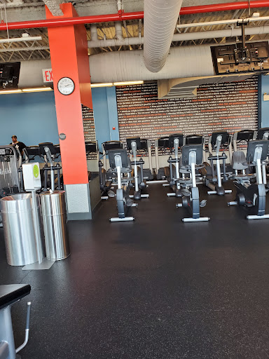 Gym «Blink Fitness Junction», reviews and photos, 2166 Nostrand Ave, Brooklyn, NY 11210, USA