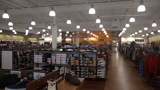 Outdoor Sports Store «Sierra Trading Post», reviews and photos, 215 N Maple Rd Unit 1F, Ann Arbor, MI 48103, USA