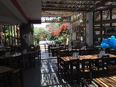 Restaurante Wakapiedra - Carr. Campiña de Moche 147, Moche 13600, Peru